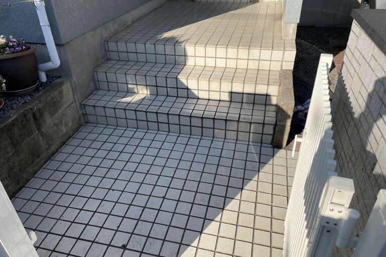 7AA87163-DC15-4A2A-A33A-BD17BC956E56